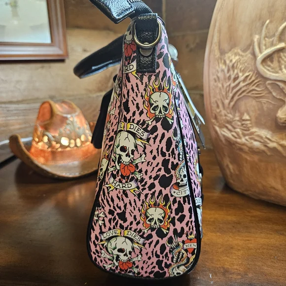 Ed Hardy Pink and Black Women's Bag With Straps - Picture 6 of 8